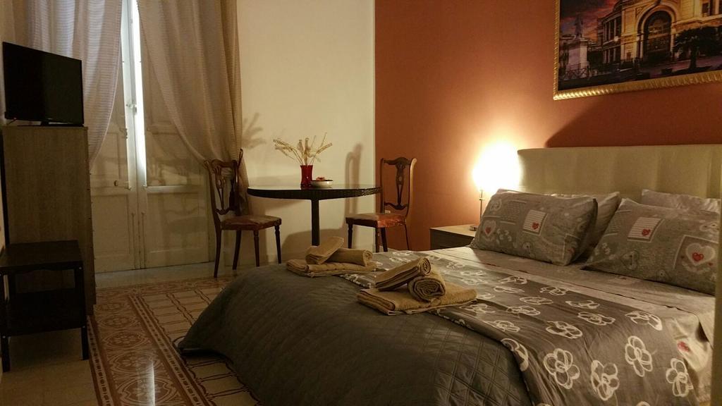 Aragona 74 B&B Palermo Exterior foto